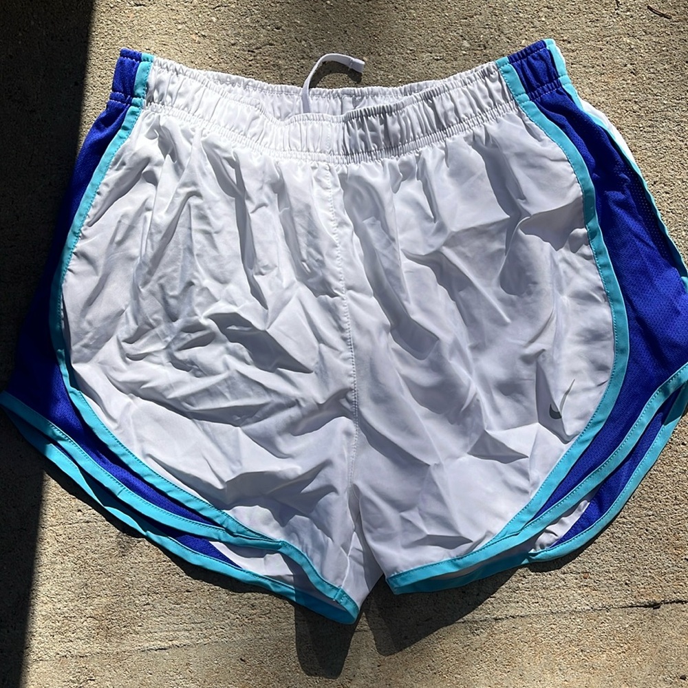 Nike women’s running shorts